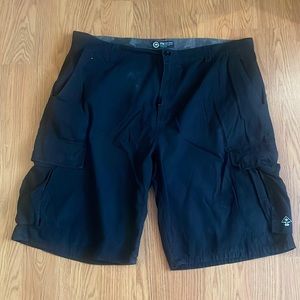 LRG Black cargo shorts size 42